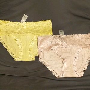 2 pairs Aerie panties